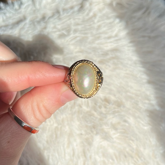 Vintage Mabe Pearl Ring - Picture 7 of 13